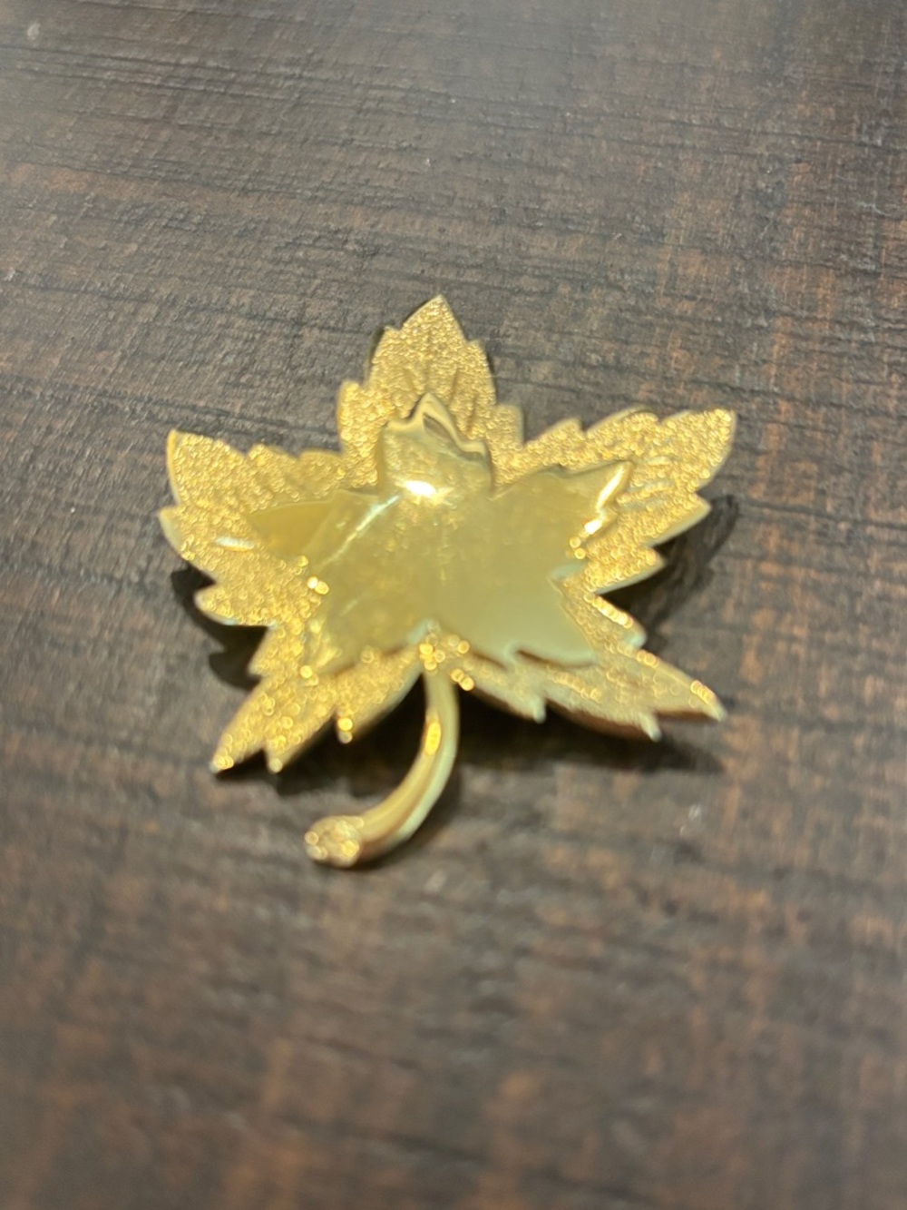 Vintage Monet Signed Gold Tone Maple Leaf Brooch Pin